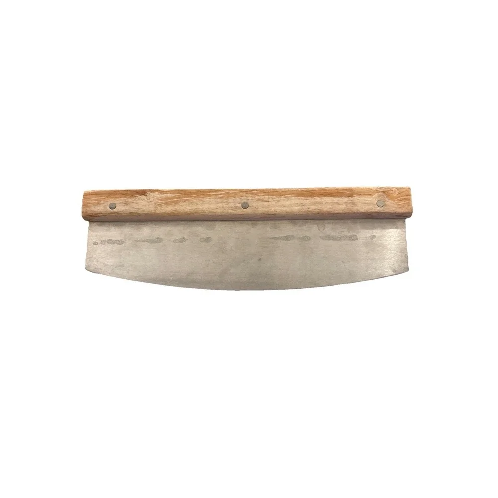 Mezzaluna knife features